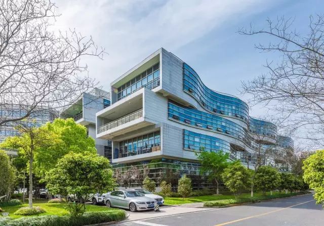 仙知機器人與上海交通大學攜手成立聯合實驗室，共拓智能制造新篇章